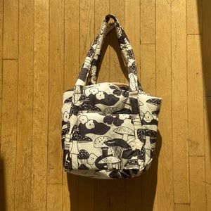 UO puff mushroom tote